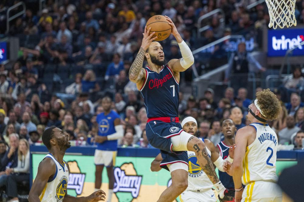 表现令人瞩 表现令人瞩