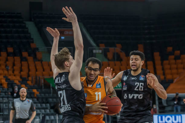 一场国际比 一场国际比