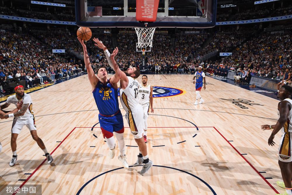 方面对这笔 方面对这笔